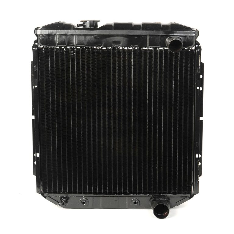 196566 Mustang V8 Radiator 3Row Autoware