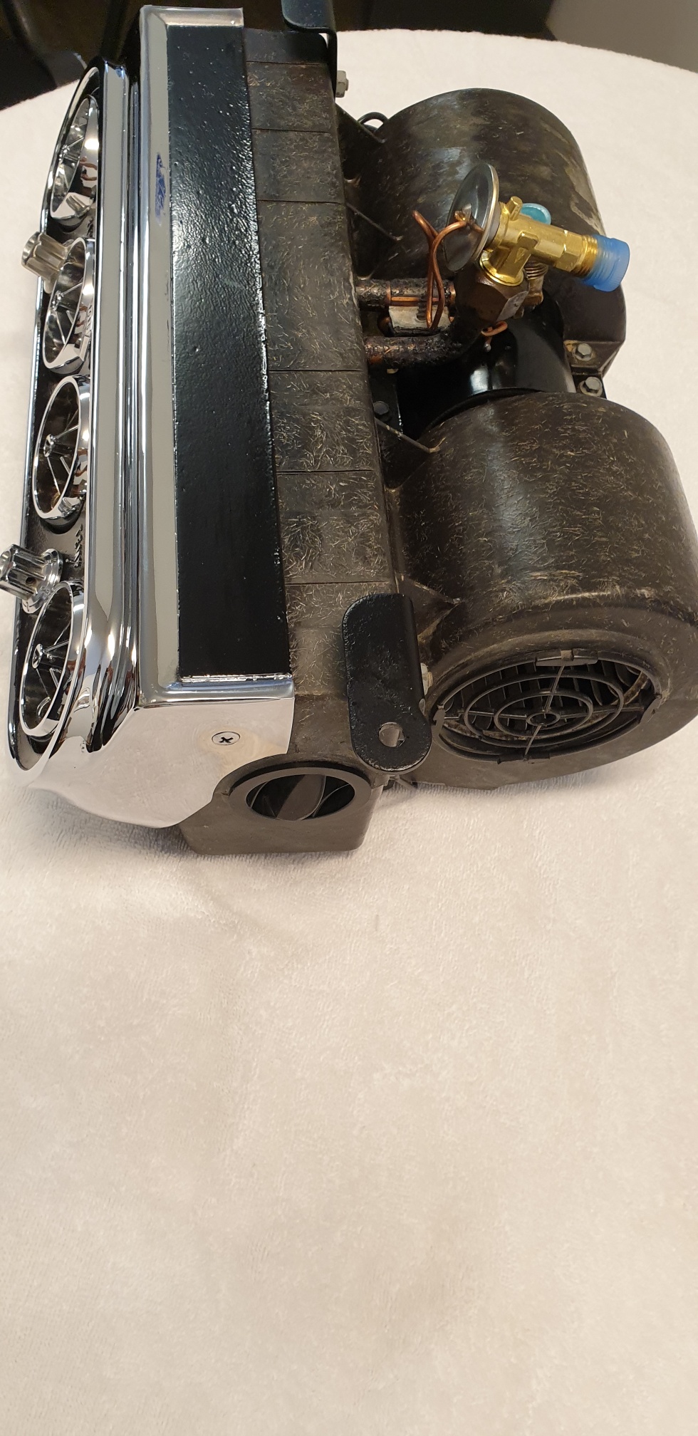 A/C Under-Dash Unit Side Louver - Image 6