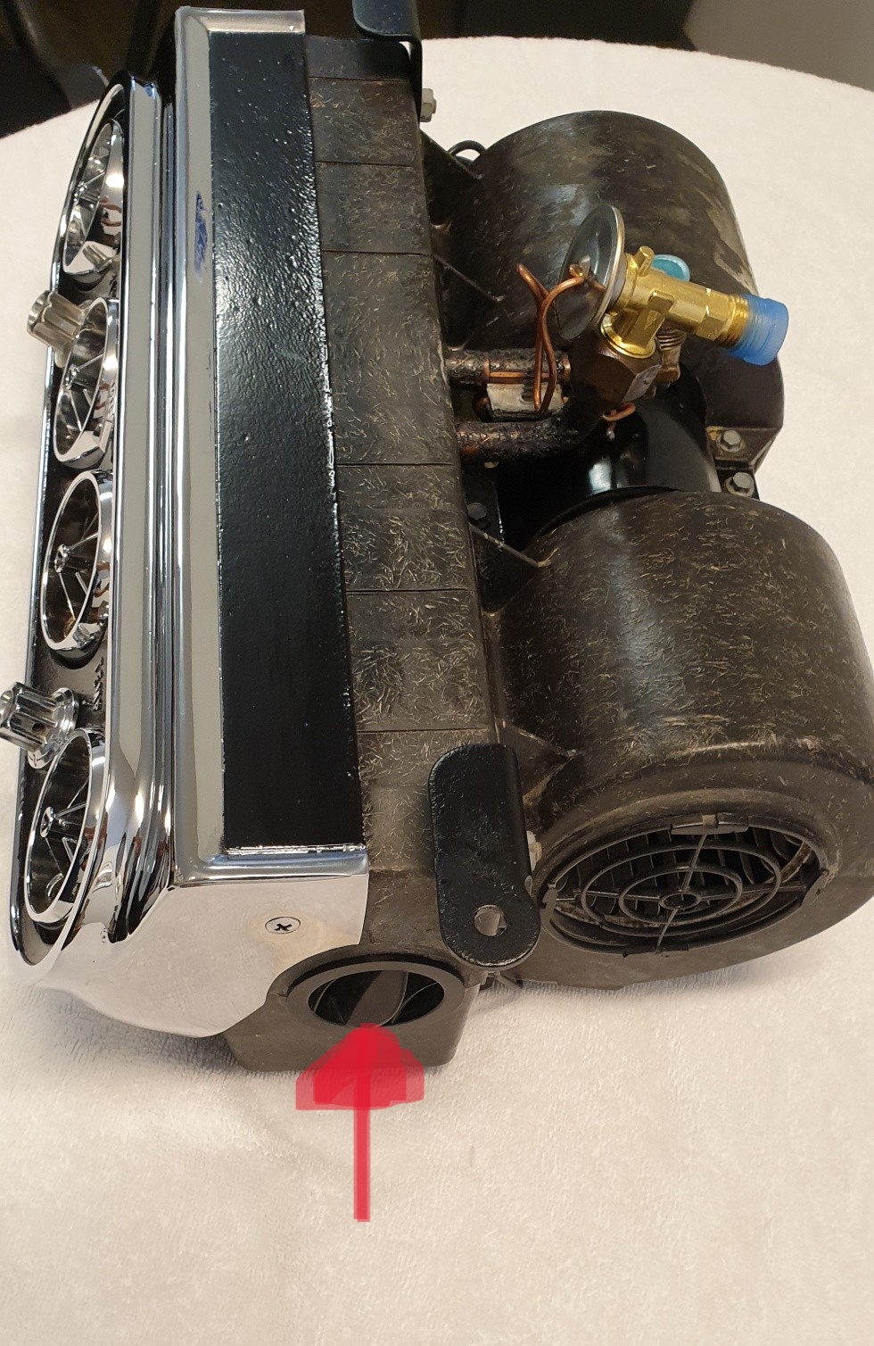 A/C Under-Dash Unit Side Louver - Image 2