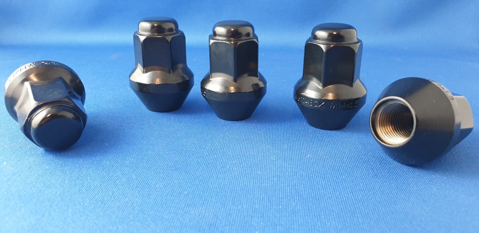 Black Wheel Nuts (20 Piece) Autoware