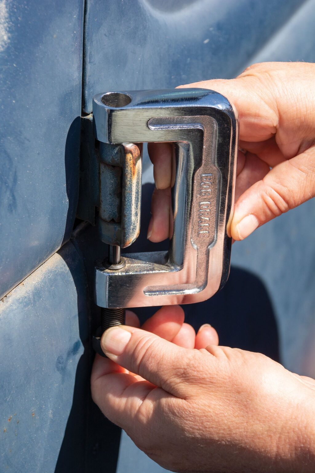 Universal Hinge Pin Puller Autoware