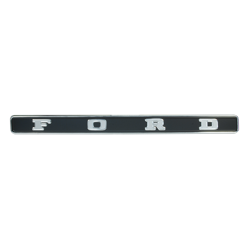 1971-72 Tailgate Outside Finish Panel - Image 3